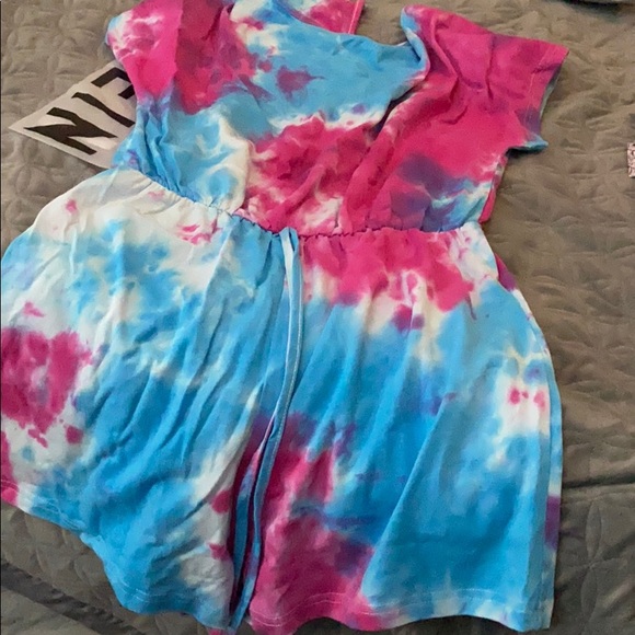 Mixture of items from SHEIN in size large - Picture 4 of 7